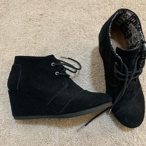 Toms Booties